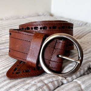 Vintage Women’s Heritage Western Boho Hippie Leather Belt Sz 33 *flaw*